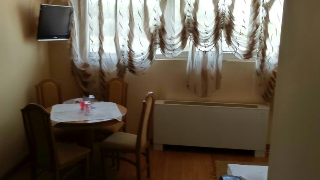 Motel Kneginja Čačak Værelse billede