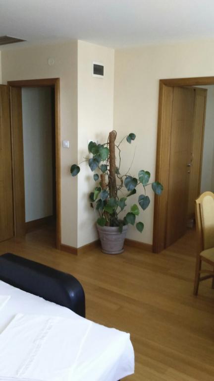 Motel Kneginja Čačak Værelse billede