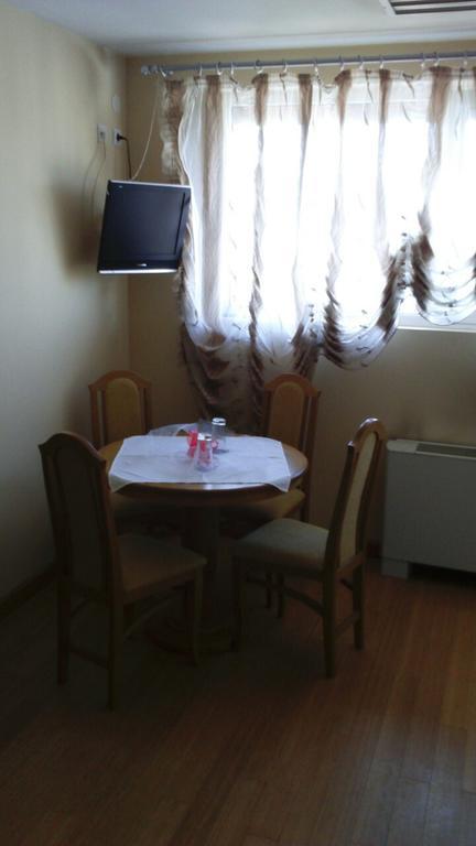 Motel Kneginja Čačak Værelse billede