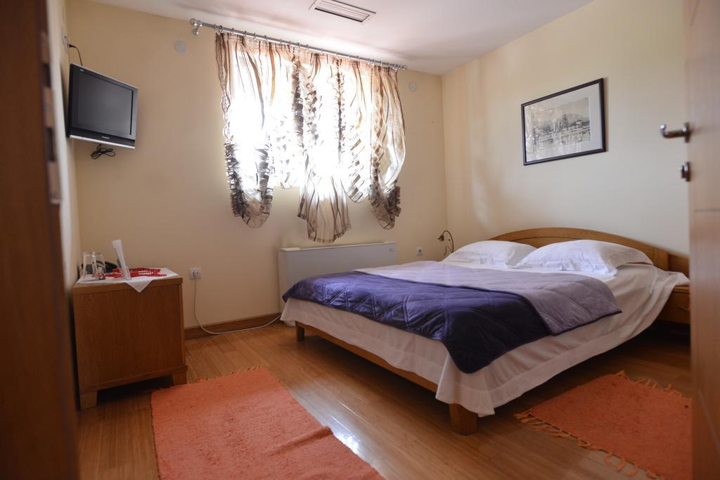 Motel Kneginja Čačak Værelse billede
